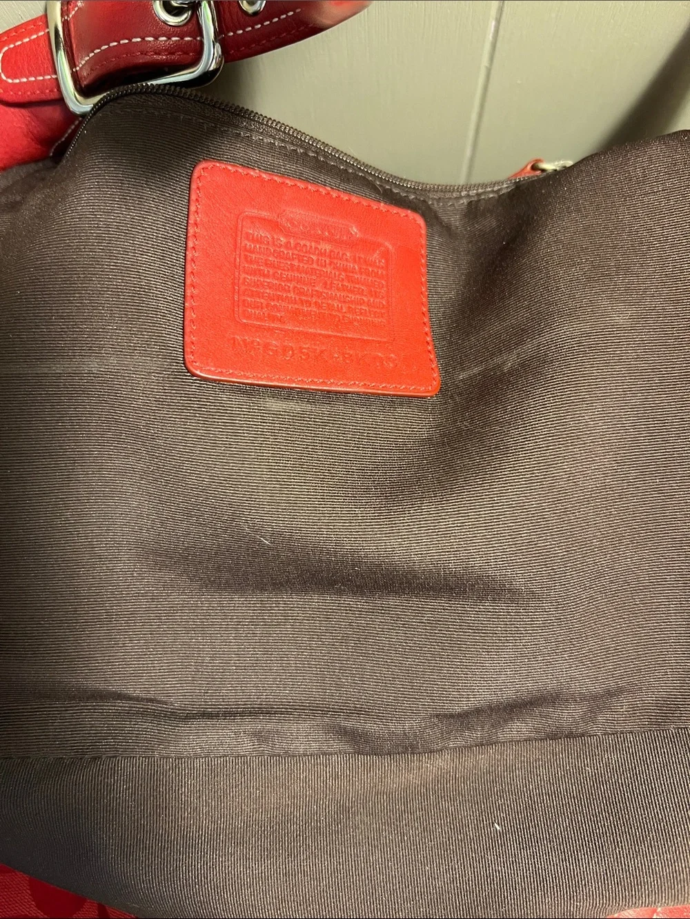 Vintage Coach Hamptons Clip Hobo – Red Signature C – Style 8K03